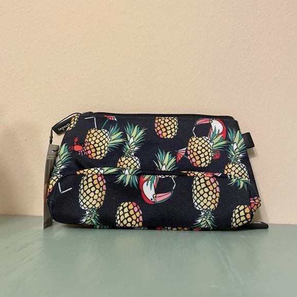 NWT Lighten up Compact Organizer in Toucan Party - Picture 3 of 3